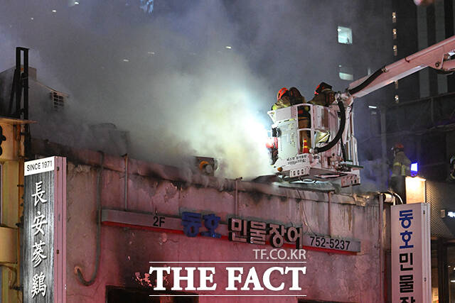 서울시 소방재난본부는 화재 발생 위험이 증가하는 봄철을 맞아 '봄철 화재안전대책'을 추진한다고 19일 밝혔다. 사진은 기사 내용과 관련 없음. /박헌우 기자