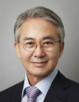  홍석조 BGF리테일 회장, 지난해 연봉 33억3900만원…전년比 2.0% 증가