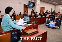  중수청·공소청법 與 주도 법사위 통과…19일 본회의 수순