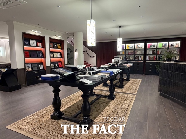 아크로 라운지 압구정은 아크로가 지난 10여 년간 축적해온 브랜드 철학과 디자인 가치 등을 경험할 수 있는 곳이다. /공미나 기자