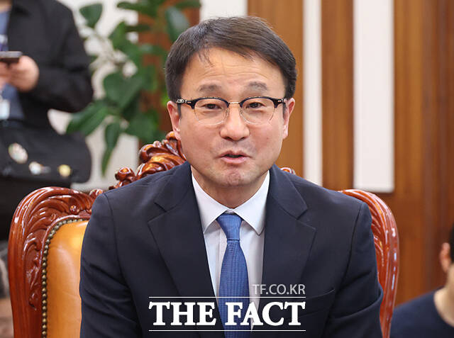 발언하는 한병도 더불어민주당 원내대표.