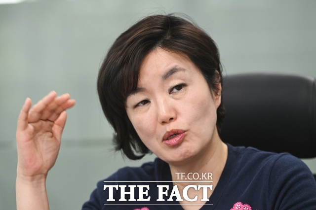 지난 18일 서울 종로구 아산정책연구원에서 <더팩트>와 만난 중동전문가 장지향 지역연구센터장은 미국·이스라엘의 이란 공습에 대해 