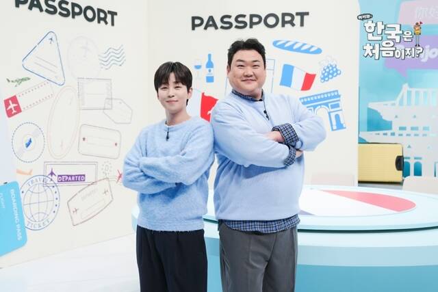 딘딘(왼쪽)과 김준현이 MC를 맡은 '어서와 한국은 처음이지?'는 19일 오후 8시 30분 시청자들과 만난다. /MBC에브리원