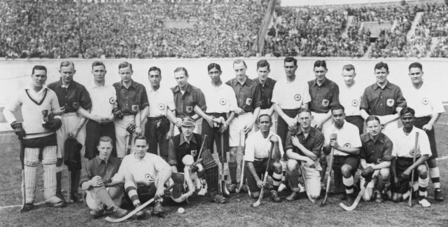 1948년 런던 올림픽에서 남자하키 4연패를 달성한 인도 대표팀. / 올림픽닷컴