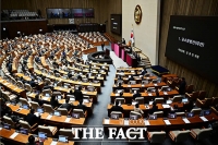  곧 반환점 도는 22대 국회…원구성·의장 선출 '주목'