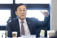  김윤덕 국토장관, 3기 신도시 속도전 지시…'국민 체감' 강조