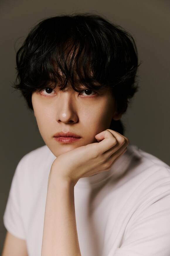 배우 백시훈이 넷플릭스를 통해 공개된 인도 영화 메이드 인 코리아에서 허준재 역으로 존재감을 드러냈다. /매니지먼트 지안