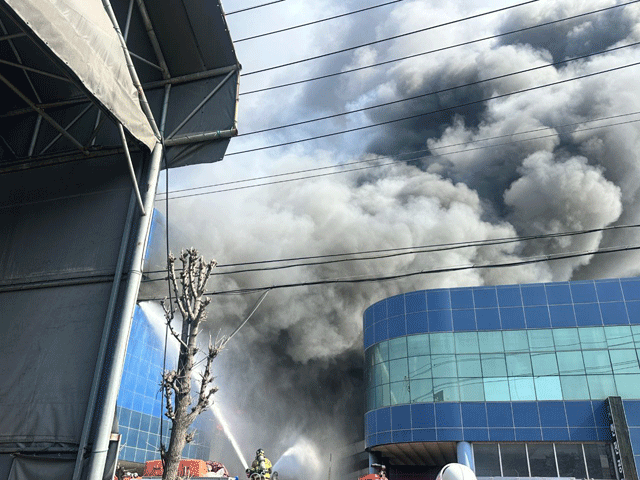 20일 오후 1시 17분경 대전 대덕구 문평동 소재의 한 자동차부품 공장에서 화재가 발생했다. /대전소방본부