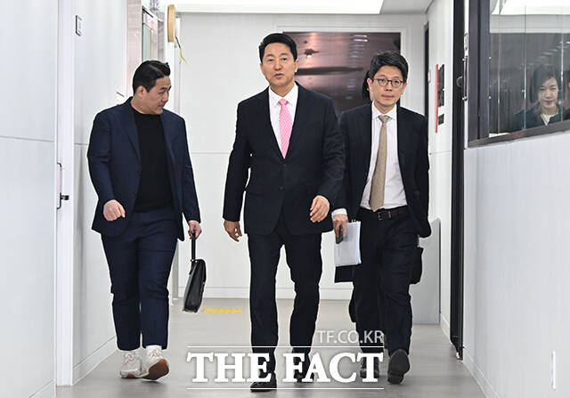 오세훈 서울시장이 22일 오후 서울 여의도 국민의힘 중앙당사에서 열린 전국동시지방선거 서울특별시장 후보자 면접에 참석하고 있다. /박헌우 기자