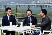  박주민-김남국-김용민, 티타임 갖는 민주당 '개혁 3인방' [TF사진관]