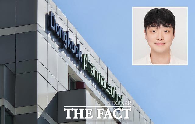 동국제약은 최근 창업주 손자인 권병훈(오른쪽 작은 사진) 재무기획실장을 이사대우로 승진시켰다. /더팩트 DB, 동국제약
