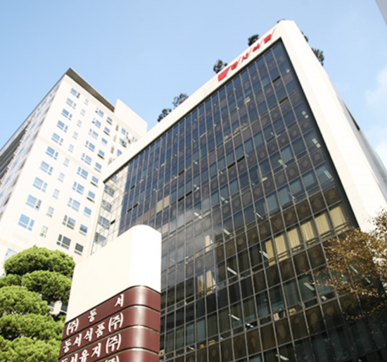 동서식품은 지난해 영업이익이 전년 대비 1.0% 증가한 1793억원을 기록했다. /동서식품