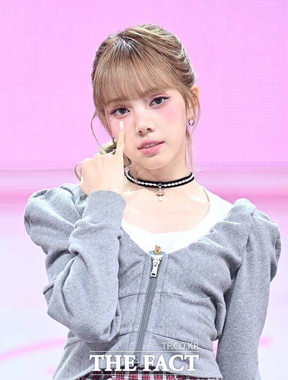 그룹 Baby DONT Cry(베이비돈크라이)의 미아, 이현, 베니, 쿠미(왼쪽부터)가 24일 오후 서울 용산구 블루스퀘어에서 열린 미니앨범 'AFTER CRY(애프터 크라이)' 발매 기념 쇼케이스에 참석해 포즈를 취하고 있다. /박헌우 기자