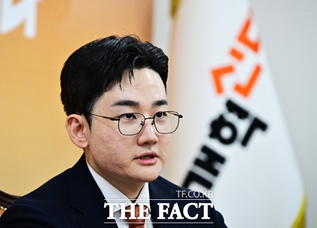 기업가의 길을 걷던 정이한 개혁신당 부산시장 후보는 우연한 기회와 필연적 인연 덕분에 정계에 입문했다고 23일 밝혔다. /배정한 기자