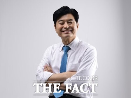 이춘희 세종시장 예비후보가 세종시 상가 공실 문제 해결을 위해 낡은 규제 혁파를 약속했다. /이춘희 캠프