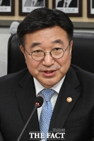  행안부-기아 업무 협약에 앞서 인사말 하는 윤호중 장관 [포토]