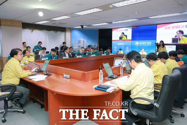 중앙재난안전대책본부 6차 회의가 25일 대전시청에서 열리고 있다. /대전시