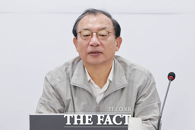 각 정당이 앞다퉈 정치 개혁과 혁신을 선도하겠다며 '젊은 피'를 지원하고 있다. 사진은 이정현 국민의힘 공천관리위원장. /박헌우 기자