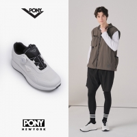  신세계라이브쇼핑, 홈쇼핑 최초 '파크골프 전용화' 단독 론칭…시니어 시장 공략