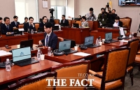  안건 의결하는 검찰 조작기소 국조특위...국민의힘은 퇴장 [TF사진관]