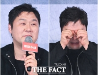  '1절만' 윤경호, 소감 밝히며 '눈물 글썽' [TF사진관]