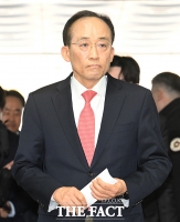  '계엄 해제 표결 방해' 추경호 '굳은 표정' [포토]