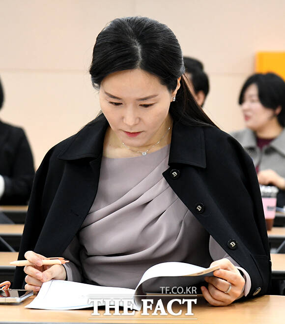 이주영 개혁신당 의원이 26일 오후 서울 영등포구 이룸센터에서 열린 현대일본학회-한일의원연맹 공동학술회의 '1強(강) 다카이치 정권과 대일외교 전망'에 참석해 발언을 하고 있다. /박상민 기자