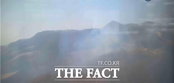 26일 오후 1시 26분쯤 발생한 전북 임실군 관촌면 신전리 산불 항공사진. /전북도
