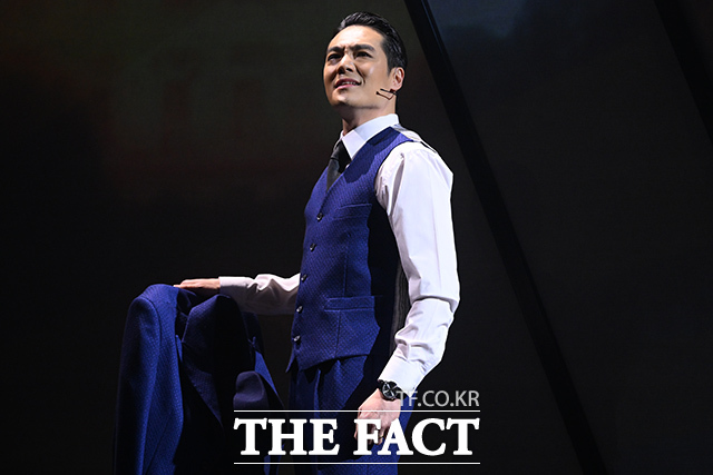 배우 조형균, 김민철, 김선영, 박혜나, 린아, 손승연, 김혜미, 김우형(왼쪽부터)이 26일 오후 서울 강남구 코엑스아티움 우리은행홀에서 열린 뮤지컬 '렘피카' 프레스콜 행사에서 포토타임을 갖고 있다. /김성렬 기자