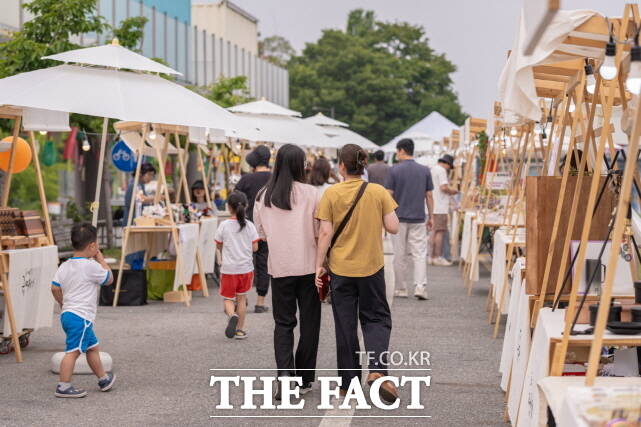 공예마을 규암장터 전경 /부여군