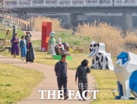  곡성군·크라운해태, '견생 조각전' 개최