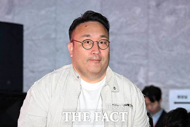 방송인 이혁재가 28일 오전 서울 강서구 아싸아트홀에서 열린 ‘정치의 판을 바꿀 시간’ 국민의힘 광역의원 비례 청년 공개 오디션에 참석해 인사말을 하고 있다. /서예원 기자