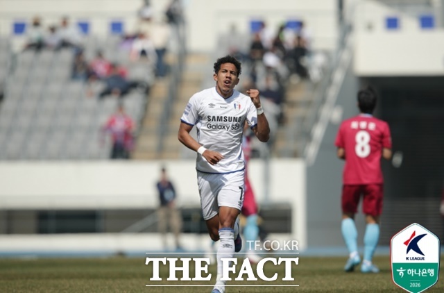 올 시즌 두 번째 출전에서 선제 결승골을 기록한 수원 삼성의 윙어 페신./용인=K리그