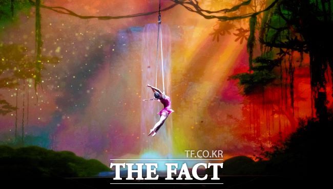 에버랜드, 서커스 윙즈 오브 메모리 공연 장면. /에버랜드