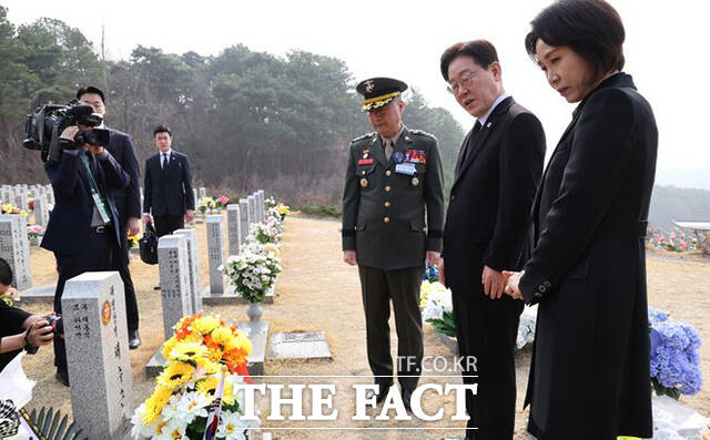 이재명 대통령은 29일 제주 4·3 희생자 유족들을 만나 