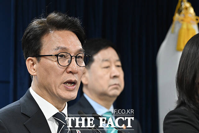 김민석 국무총리가 29일 