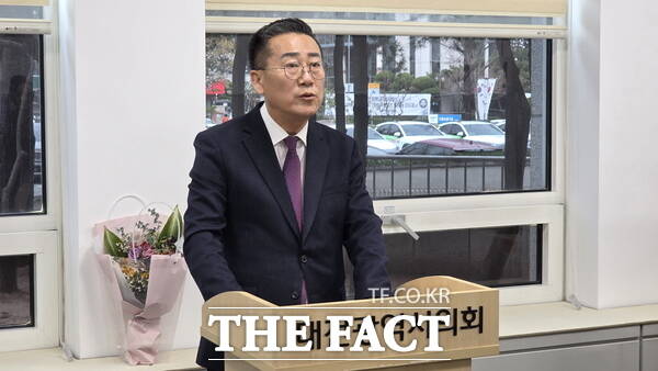 김현호 국민의힘 대전시 서구청장 예비후보가 30일 대전시의회 기자실에서 기자회견을 열고 서구청장 후보 경선 참여 포기를 선언했다. /정예준 기자