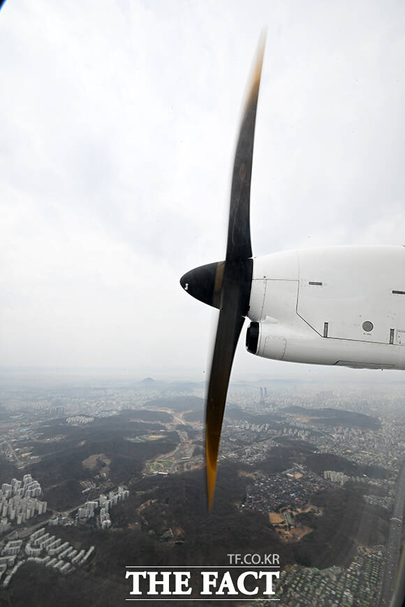 섬에어는 72인승 에이티아르 72-600을 김포-사천 노선에 투입한다. 이 기종은 프로펠러를 돌려 추력을 얻는 터보프롭 항공기다.