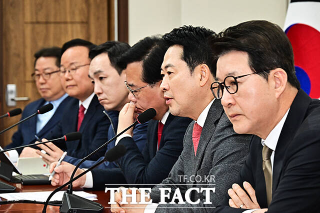 국민의힘이 30일 더불어민주당이 쌍방울 대북송금 사건 '조작 기소' 의혹 증거로 지목한 녹취록을 공개한 것을 놓고