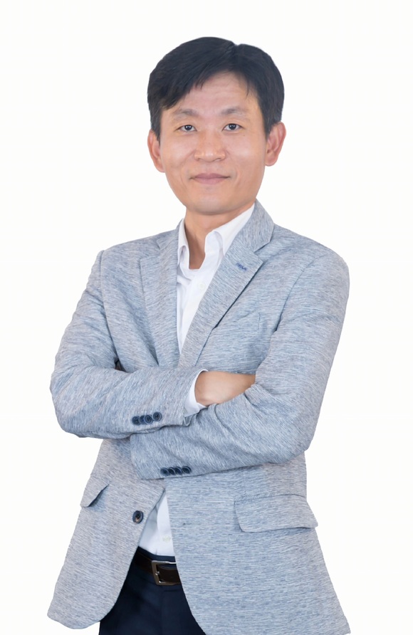 BS그룹은 서남해안기업도시개발 신임 대표이사에 황준호 BS산업 부사장을 선임했다고 30일 밝혔다. 사진은 황준호 서남해안기업도시개발 신임 대표이사. /BS그룹