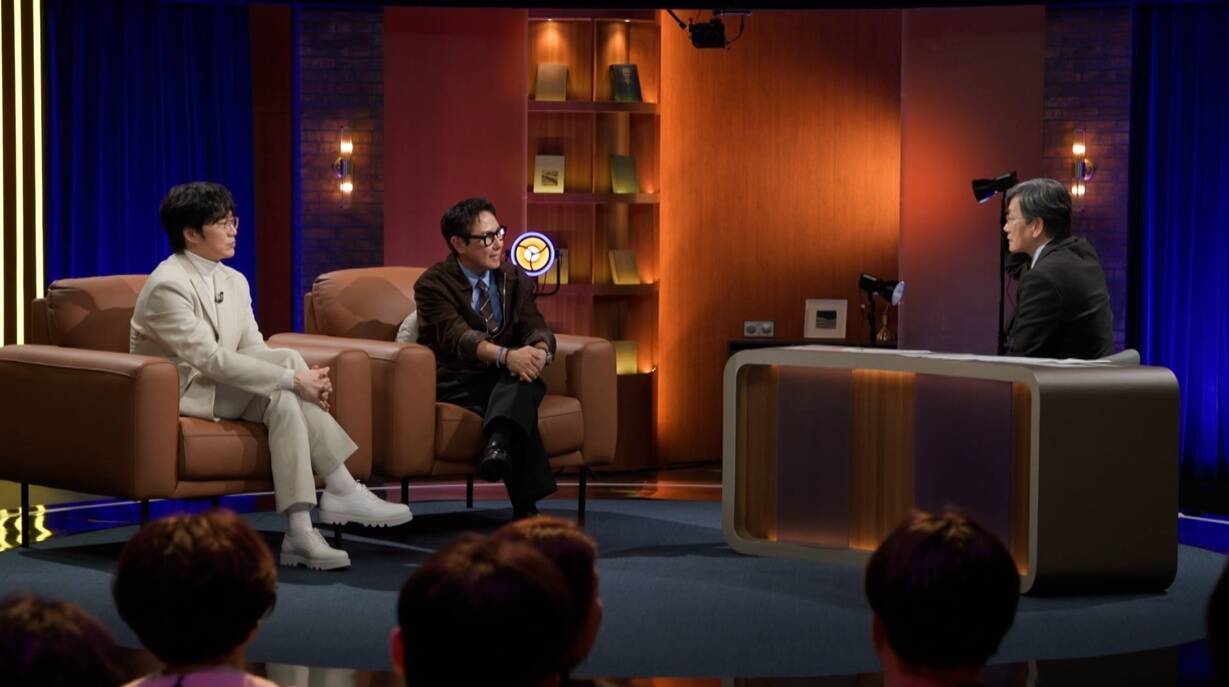 MBC '손석희의 질문들4' 4월 1일 방송에 가수 윤종신과 성시경이 출연한다. /MBC