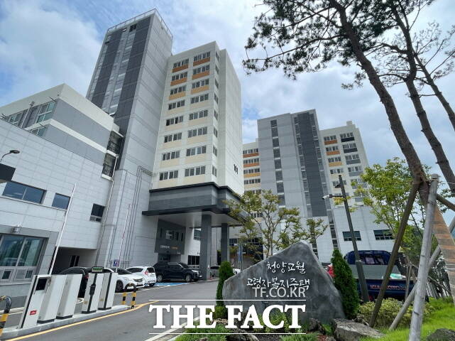 청양군 고령자복지주택 전경. /청양군