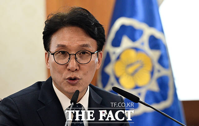 김민석 국무총리가 30일 오후 서울 종로구 정부서울청사에서 열린 반려동물 정책위원회에 참석해 모두발언을 하고 있다. /임영무 기자