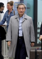  신현송 한은 총재 후보자 입국…