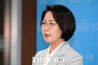  추미애, 1호 공약 발표…'무상교통·방산클러스터' 약속