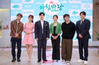  '좋은 이야기가 우선'…'아침마당', 장수 프로의 이유 있는 개편(종합)