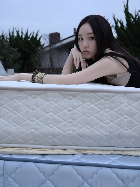 싱어송라이터 민지운이 4월 3일 네 번째 싱글 Feel It Too를 발표한다./KRUCIALIZE