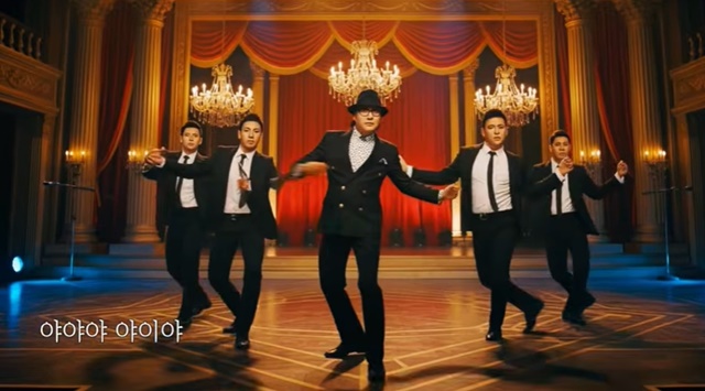 음원 발매 직후 독특한 기법으로 제작된 '야야야' 뮤직비디오도 화제의 중심에 섰다. 소명이 처음으로 시도한 AI 기반 영상으로 제작된 이번 작품은 현실과 상징을 넘나드는 독특한 영상미를 구현했다. /소명유튜브