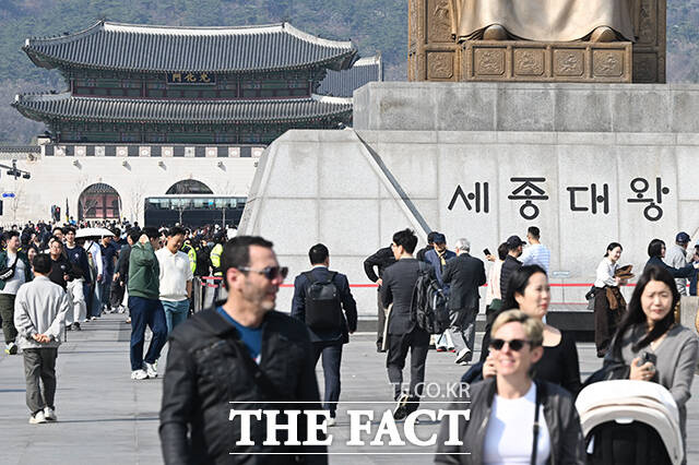 서울시는 4일 광화문 일대에서 '2026 부활절 퍼레이드'가 열림에 따라 도로를 단계별 통제한다고 1일 밝혔다. /김성렬 기자