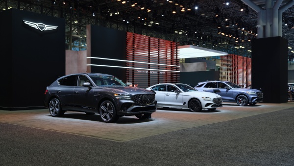 2026 뉴욕 국제 오토쇼 내 제네시스 부스 전경. /제네시스